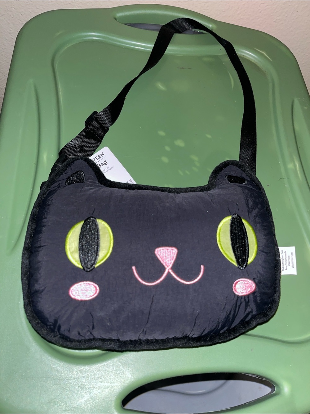 HALLOWEEN Black Cat Treat Bag with Green Eyes
